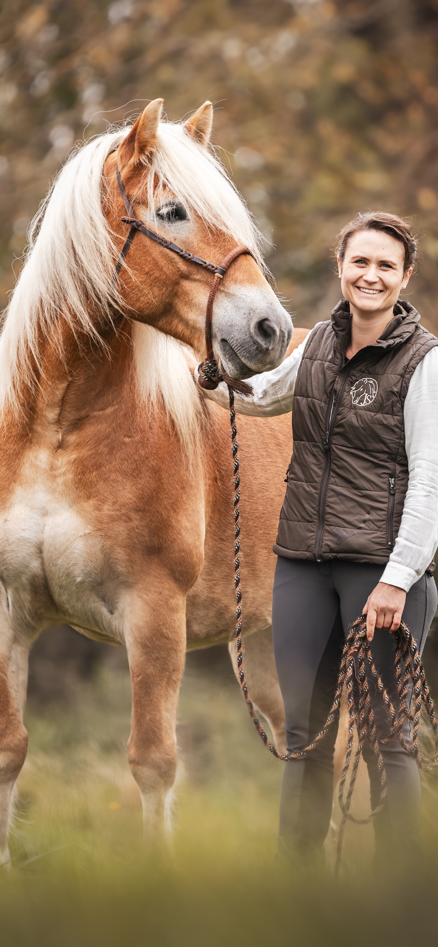 Jeannine Slowik mit ihrem Pferd Byron